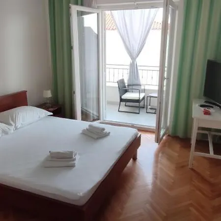 Ivo Apartment Makarska