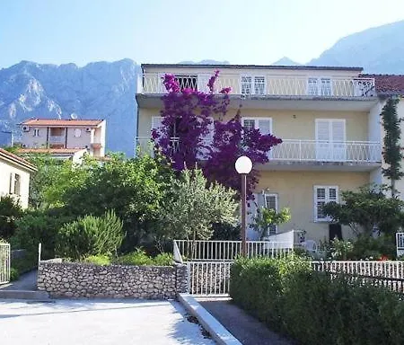 Ivo Apartment Makarska