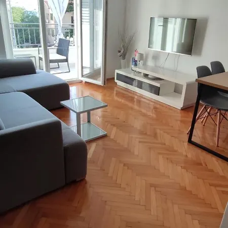 Ivo Апартаменты Макарска